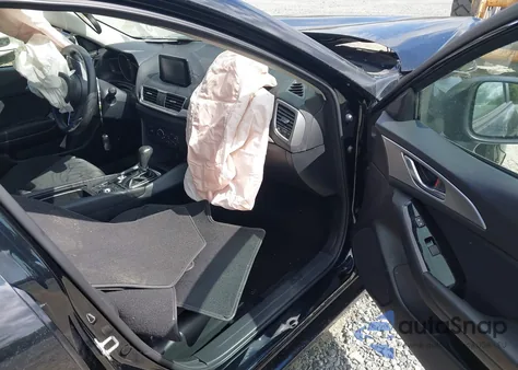 2018 Mazda Mazda3 Sport из США, поврежденный, VIN 3MZBN1K77JM226798